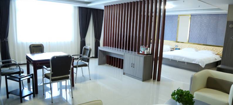 康保岚轩商务酒店图片