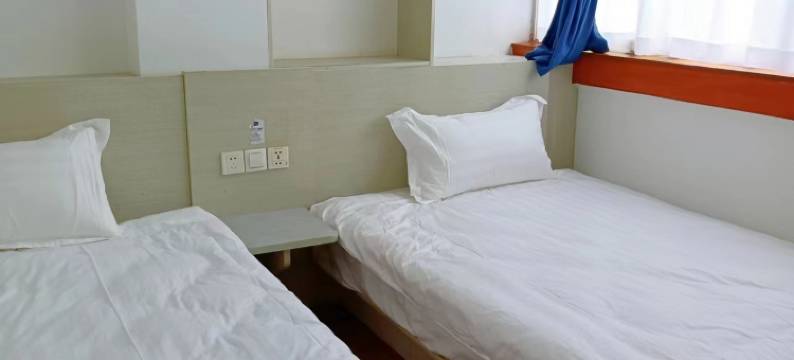 汉中世纪红客栈(中心广场店)图片