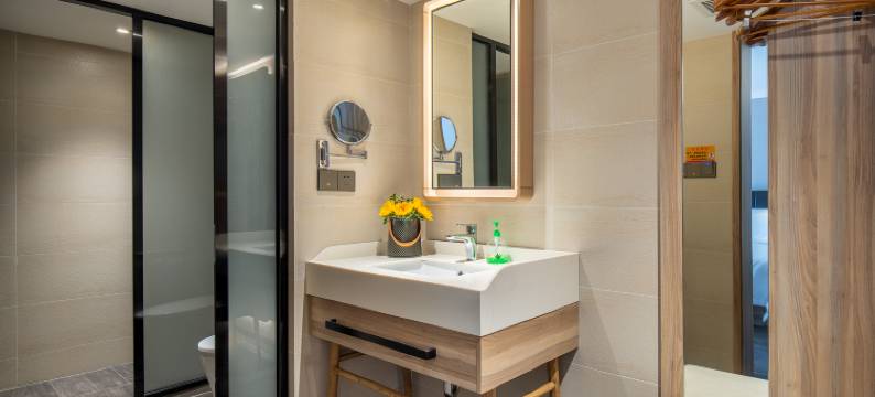 云丽酒店(高安大道华鼎中央城店)图片