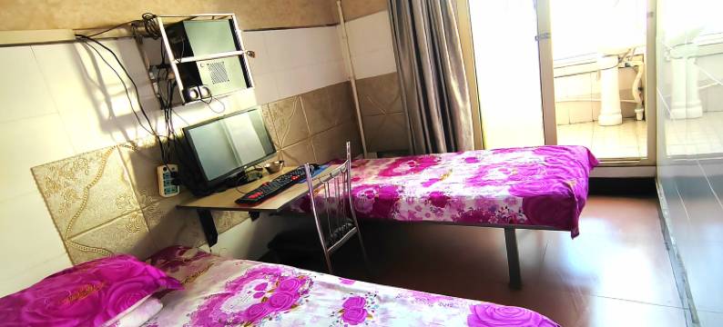 白山聚友旅店图片