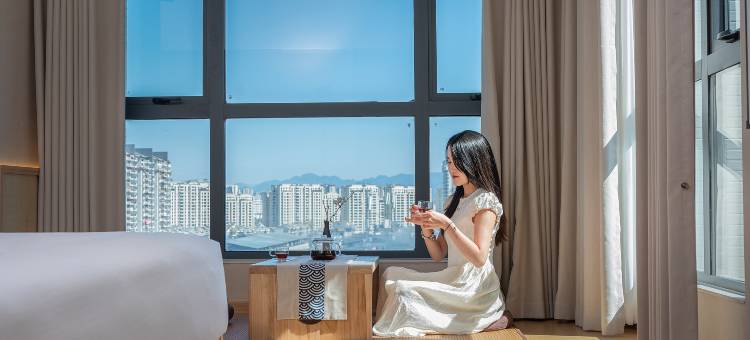 沄栖清舍·高空全景度假酒店(天门山国家森林公园索道店)图片