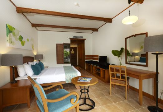 Woodlands Hotel and Resort PattayaHotel Overview