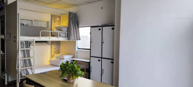 合肥胜头龙狮青年旅舍(淮河路步行街店)图片