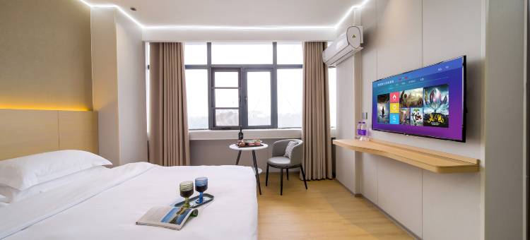 怡程商务酒店(开封鼓楼广场宋都皇城旅游度假区店)图片