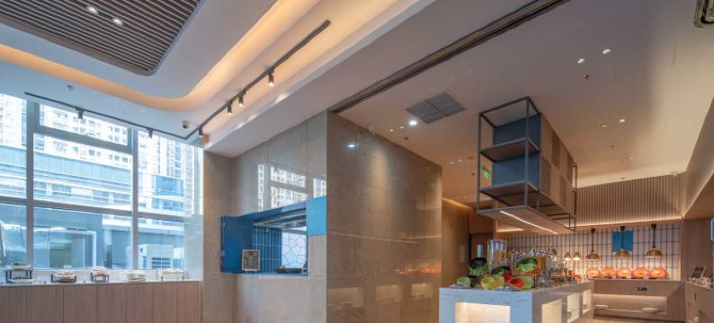 万汇城酒店(南京江北新区工业大学店)图片