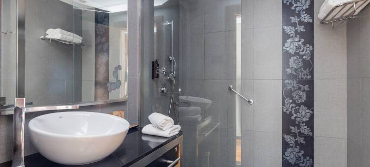 巴塞罗那克罗尼尔酒店(Barcelona Hotel Colonial)图片