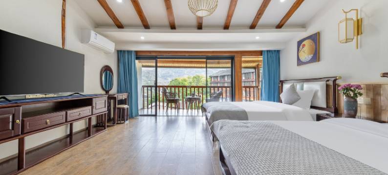 鸾喜·花开半夏全景美宿(西江千户苗寨店)图片