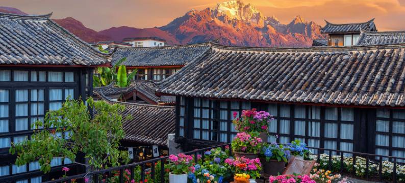 S.erenely·海棠湾|270°雪山观景|枕山溪谷花园美墅(束河古镇)图片