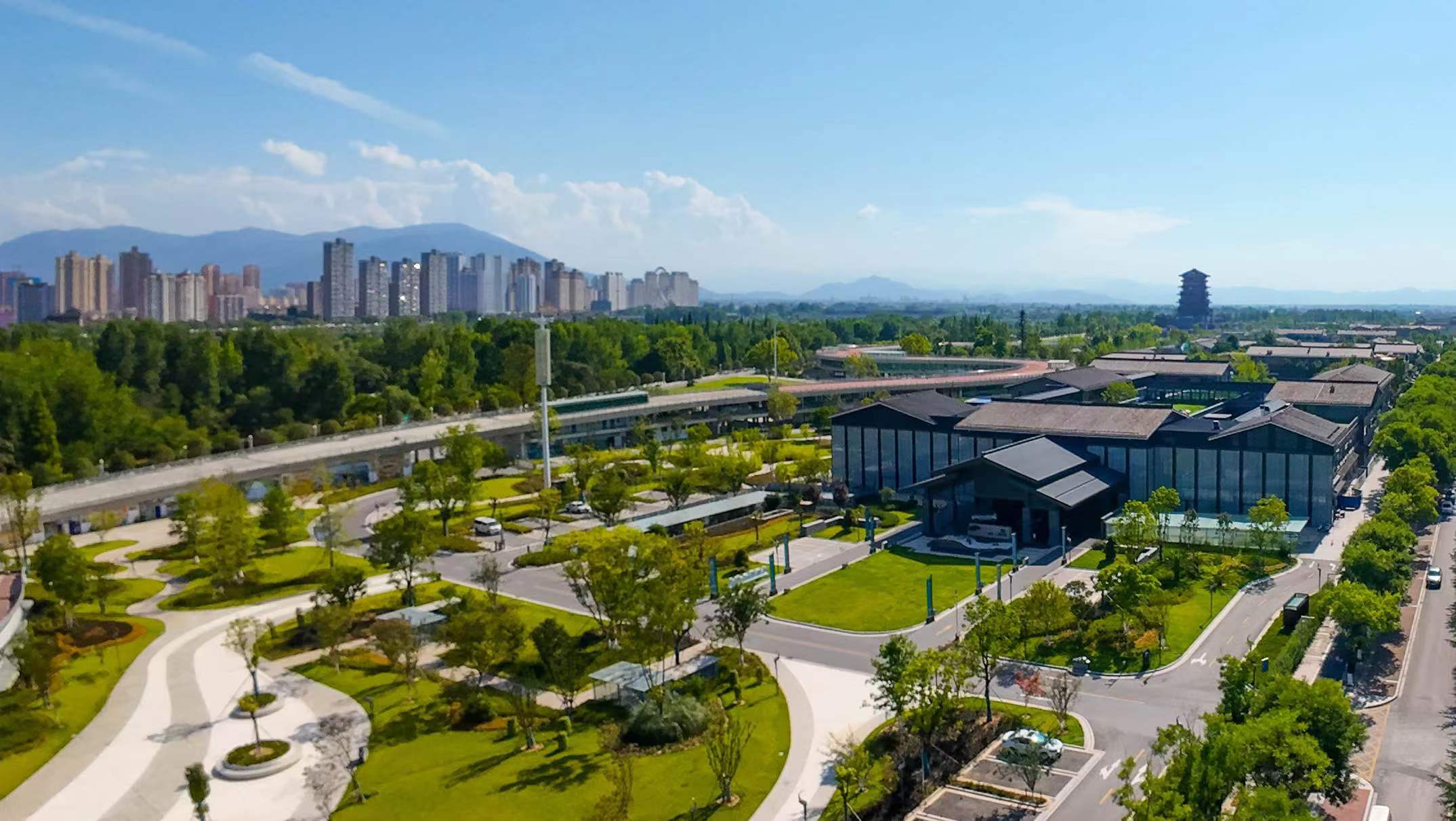 Hanzhong North Shore YunJing Hotel Over view