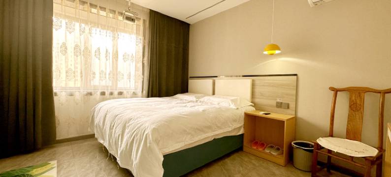 凯旋春粟民宿(乐松广场店)图片