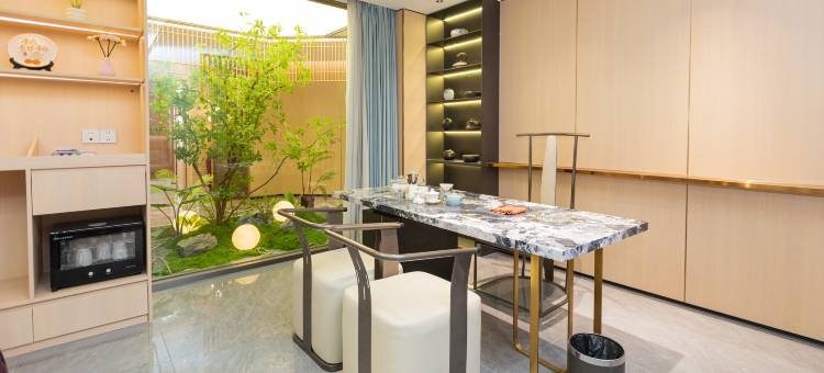 瑭果国际酒店(佛山南海影视城店)图片