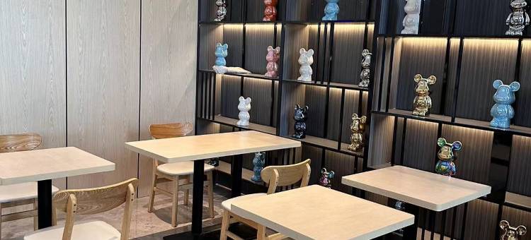 铂曼假日酒店(深圳光明店)图片