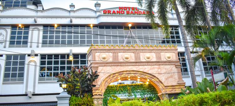 格兰德班达拉酒店(Hotel Grand Bandara)图片