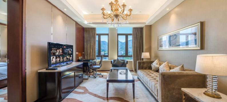 重庆华商国际会议中心(工商大学轻轨站店)图片