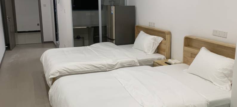 君豪商务宾馆(西南医院店)图片