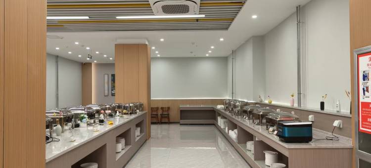 银座佳驿轻居酒店(山东省体育中心店)图片