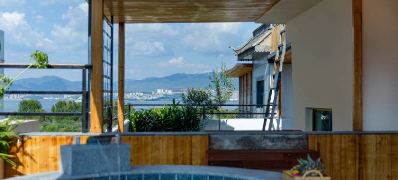 麓引全LUYANGTREE•阅山温汤泉度假美宿(大理洱海店)图片