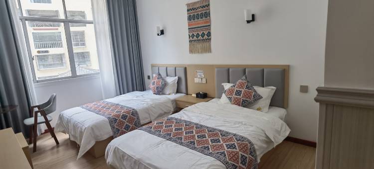 壅钦拉姆民宿图片