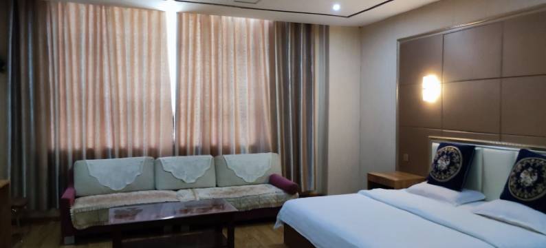 且末莎顿精品酒店图片