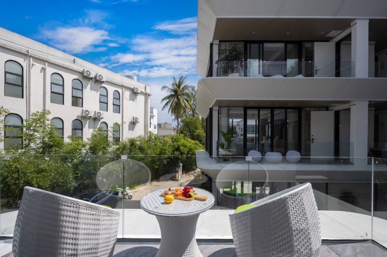 纯一HOTEL(三亚亚龙湾店)图片