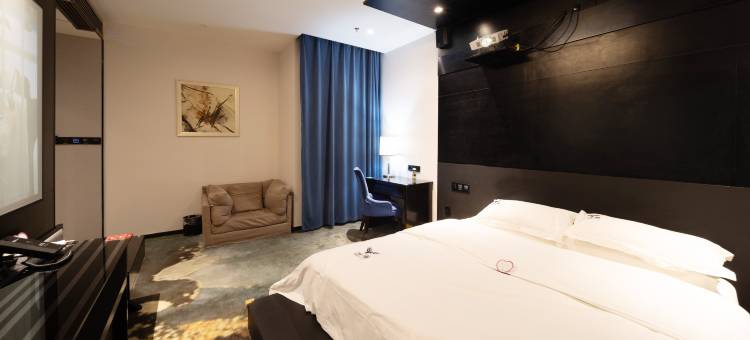 迷鹿酒店(乌鲁木齐高铁站店)图片