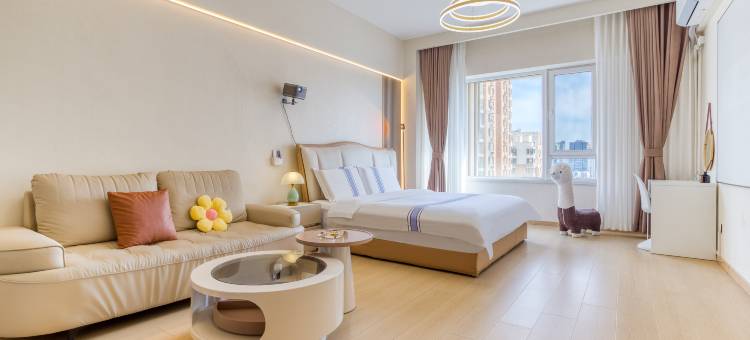 匠心影院式公寓(沈阳站西广场店)图片