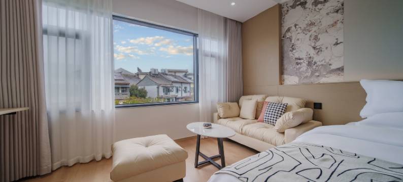 柚见民宿(建水古城小火车店)图片