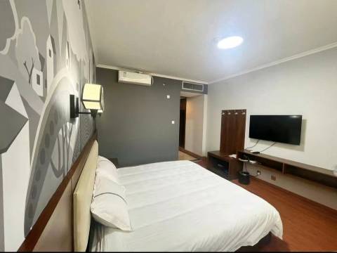 铂悦民宿(佳和城店)