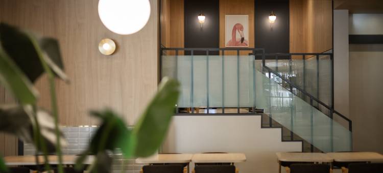 康桥商旅(高雄六合夜市中正馆)图片