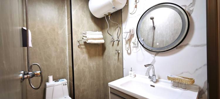 爱客民宿(石化大学店)图片