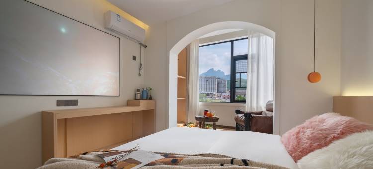 未来·家美学民宿(天门山索道站店)图片