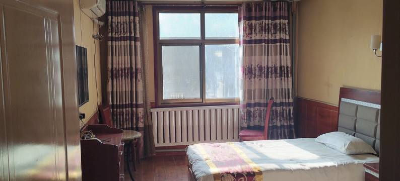 积石山河海商务宾馆图片