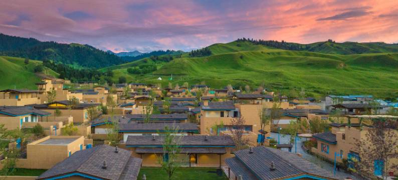 那拉提拈花湾哈茵赛度假酒店图片