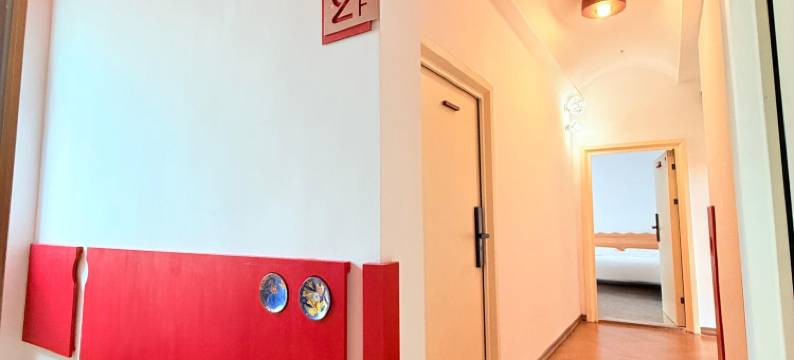 景德镇UP向上公寓(陶溪川创意广场店)图片