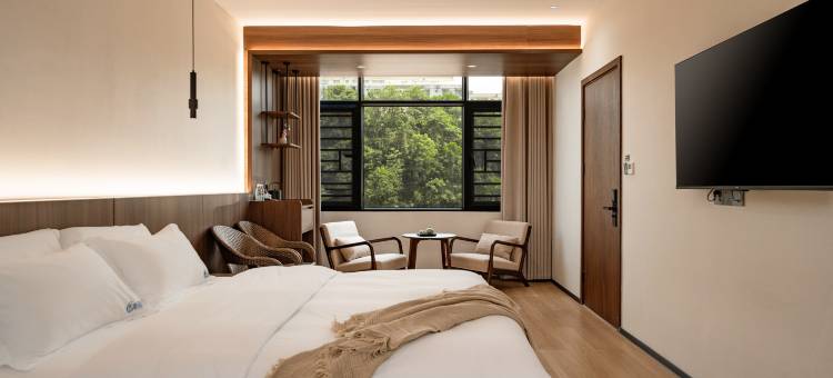 景德镇青雨轩民宿(人民广场陶阳里店)图片