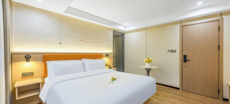 柏曼酒店(珠海情侣路海滨泳场店)图片