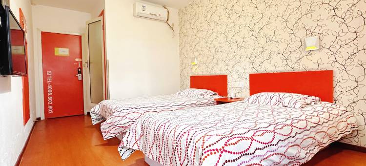 布丁酒店(重庆解放碑洪崖洞步行街店)图片