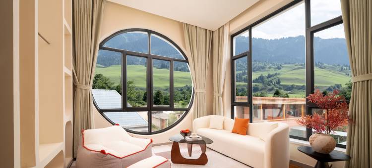 那拉提镇那臻小楼度假民宿图片