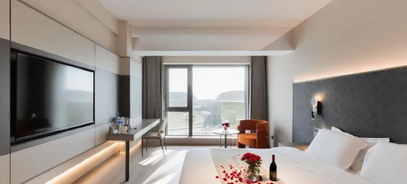 青岛金沙蓝海智能海景酒店(金沙滩啤酒城店)图片