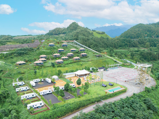 山隐西江野奢度假酒店(西江千户苗寨西门店)