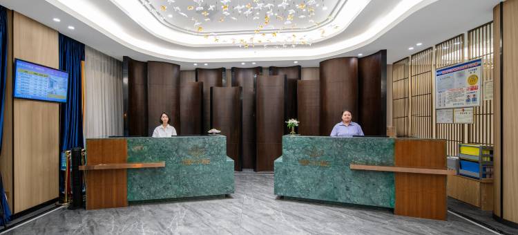 锦顺天华酒店(瑞丽财富广场彩云城店)图片