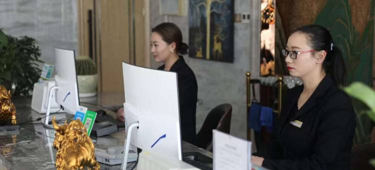 那曲岗亚尔大酒店图片