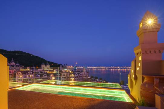 大连锦色海景艺术民宿(星海广场店)图片