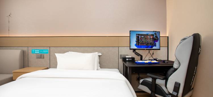 爱电竞酒店(上海吴淞国际邮轮码头淞宝路店)图片