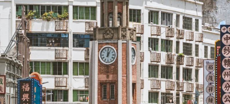 郁孤台畔·拾叁间民宿(江南宋城郁孤台店)图片