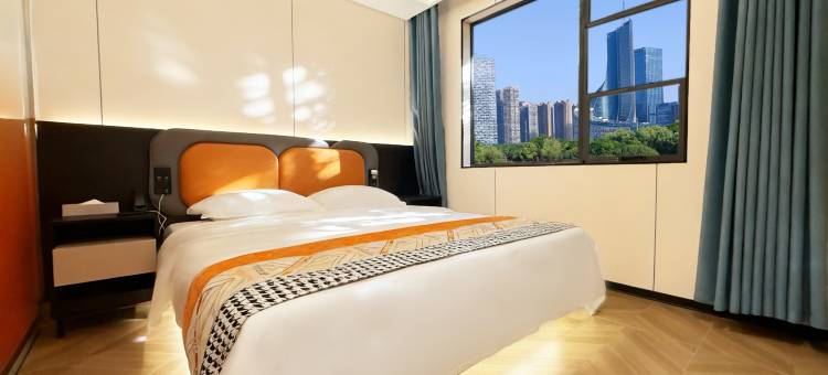 飓龙电竞酒店(绵阳高铁站店)图片