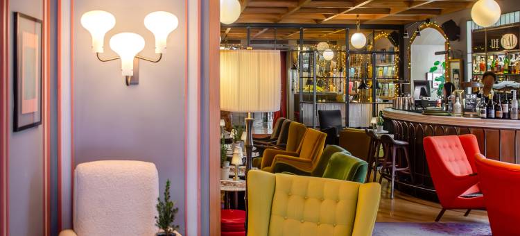 布朗斯中心酒店(Brown's Central Hotel)图片