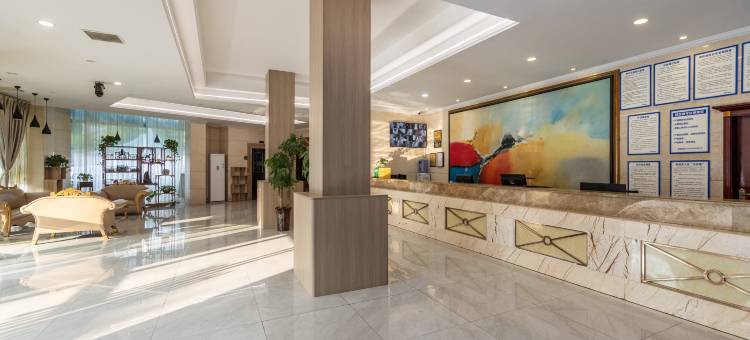 星悦·怡家影院假日酒店(崇州市罨画池店)图片