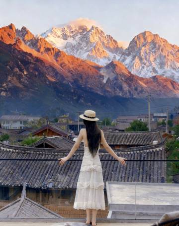 玉雪逸境•日照金山｜雪山度假轻奢民宿(白沙古镇店)图片