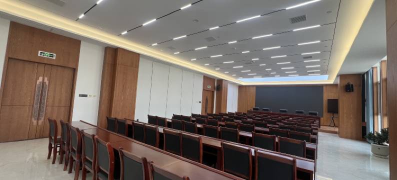 灵台汇天下大酒店图片